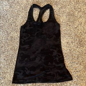 Lululemon Athletica Black Camo Fitted Sleeveless Tank Top